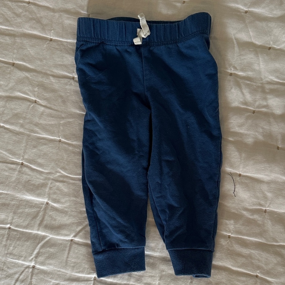 8 piece kids assorted tops and pants (050) - Picture 16 of 16